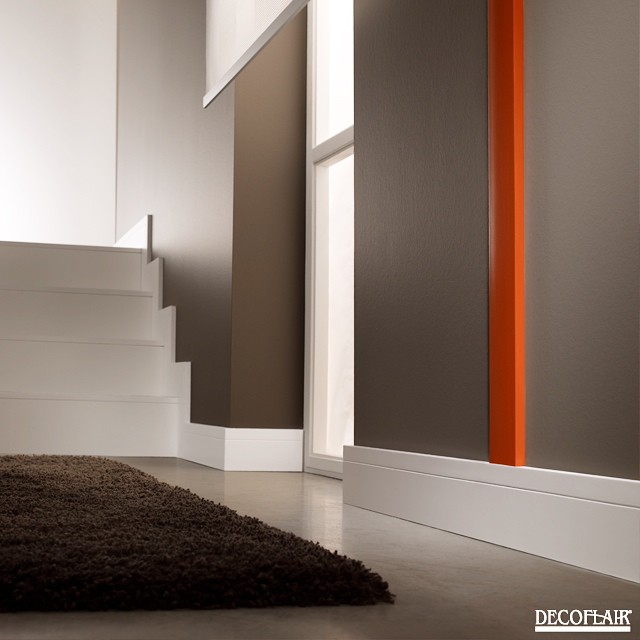 listwa przypodłogowa i przyścienna WD2